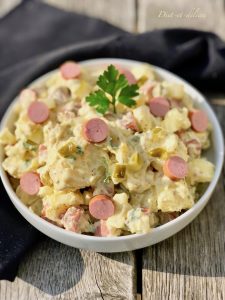 Recette facile de salade de pomme de terre et knacki – Savourez !