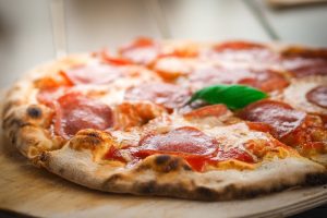 Recette de pâte à pizza au KitchenAid : facile et rapide