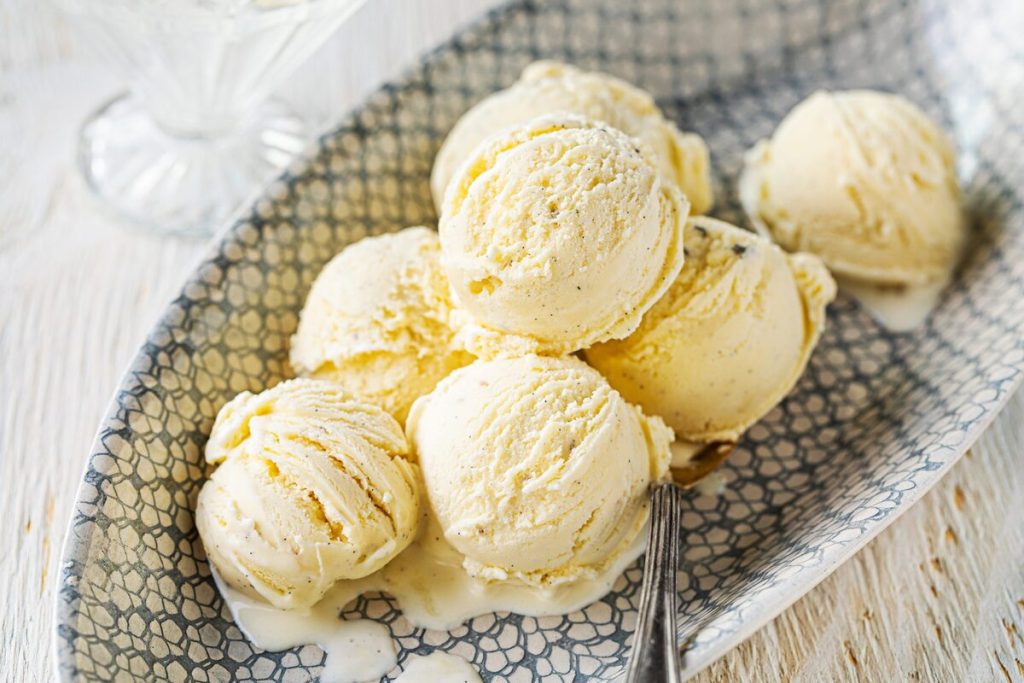 Recette facile : glace crémeuse à la vanille sans sorbetière