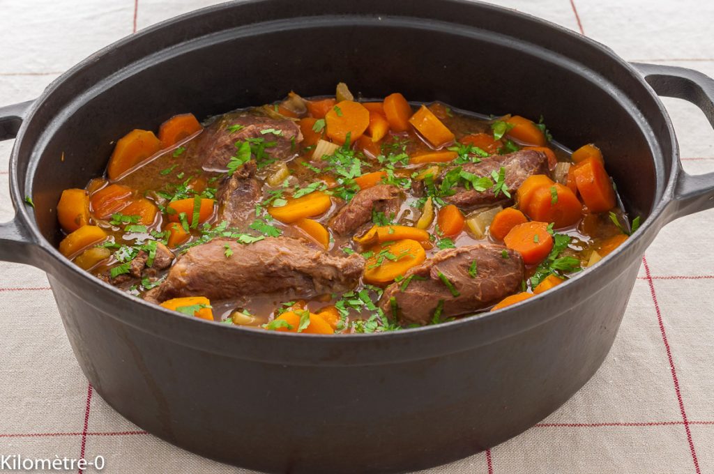 Recette facile de joues de porc en cocotte : saveurs traditionnelles