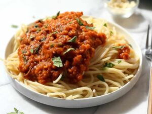 Bolognaise de lentilles : recette végétarienne savoureuse