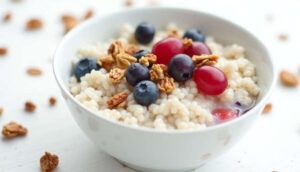 Petit-déjeuner sain : 3 recettes à base de flocons d’avoine à préparer en avance