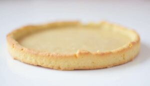 Cette astuce permet d’obtenir une pâte sablée parfaite sans aucun effort