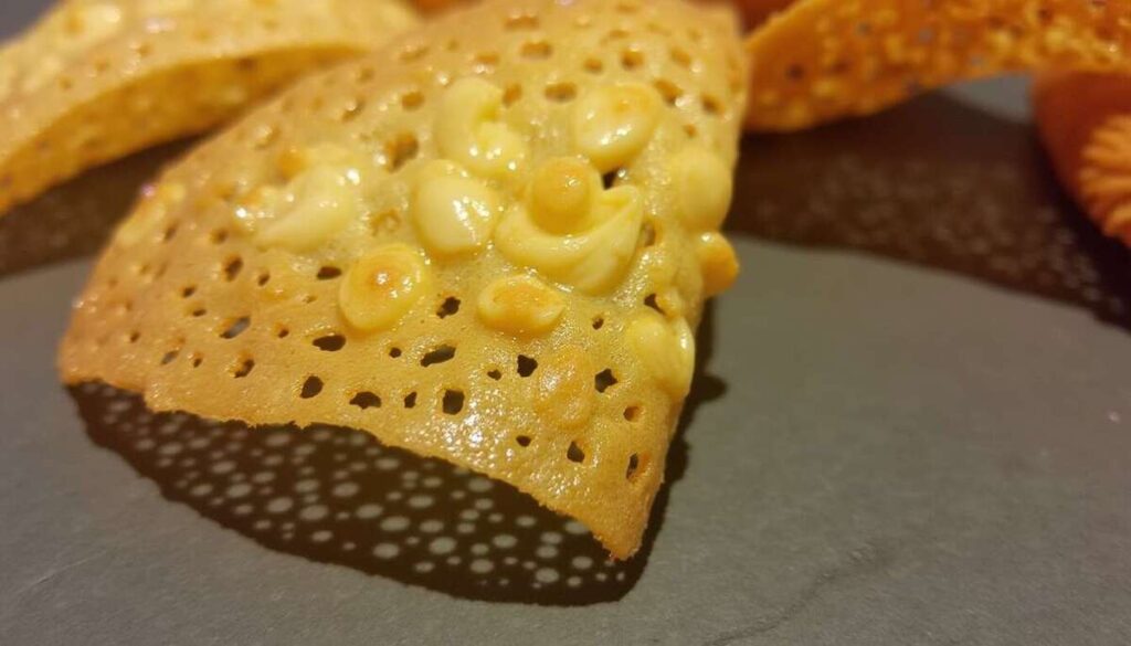 Recette de tuiles croustillantes au gruyère