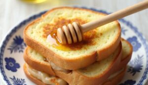 Croque-monsieur chèvre et miel : recette gourmande