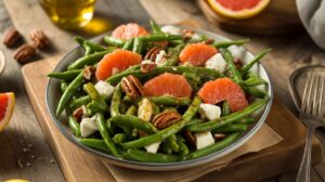 Salade au Fromage de Brebis, haricots Verts et Pamplemousse : recette gourmande