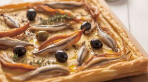 Recette pissaladière rapide : l'entrée ensoleillée de l'été idéale pour l'apéro facile
