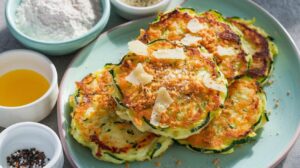 Le secret pour des frites de courgettes « parfaitement croustillantes » au four, saines et légères