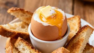 Recette d&rsquo;œuf à la coque et mouillettes parfaites