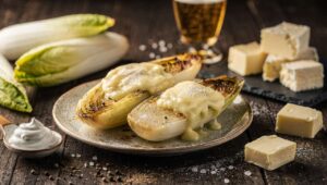 Endives braisées en crème de Maroilles : recette gourmande