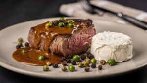Tournedos à la sauce poivre et fromage frais