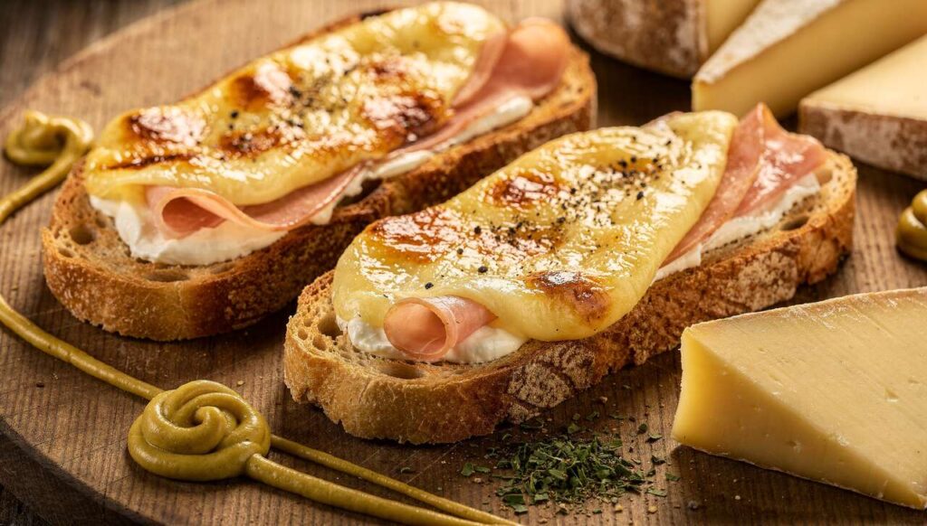 Tartine gratinée : fromage fondu et jambon