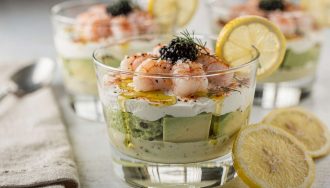 Verrines avocat-crevettes au fromage frais : la recette parfaite